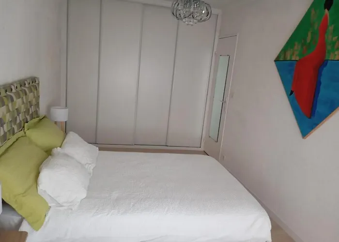 Au Centre De De 64 M2 * בורדו