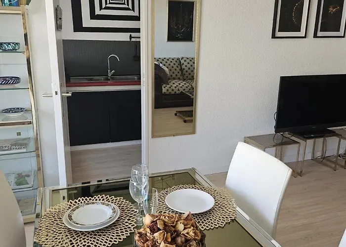 Au Centre De De 64 M2 דירה