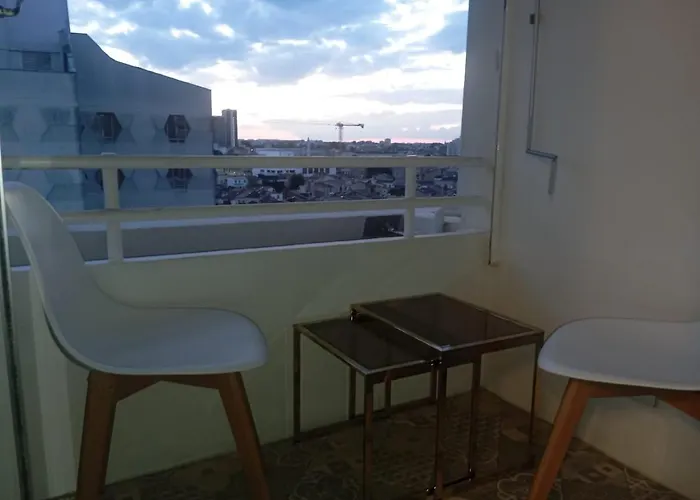 Lägenhet Au Centre De De 64 M2 Bordeaux